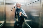 Maska / czapka z metalowych kółek