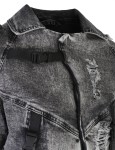 kurtka_jeans_z_fredzlami_jeanswear_upcycling_szara_sprana_fredzle_haft_detal_3.jpg
