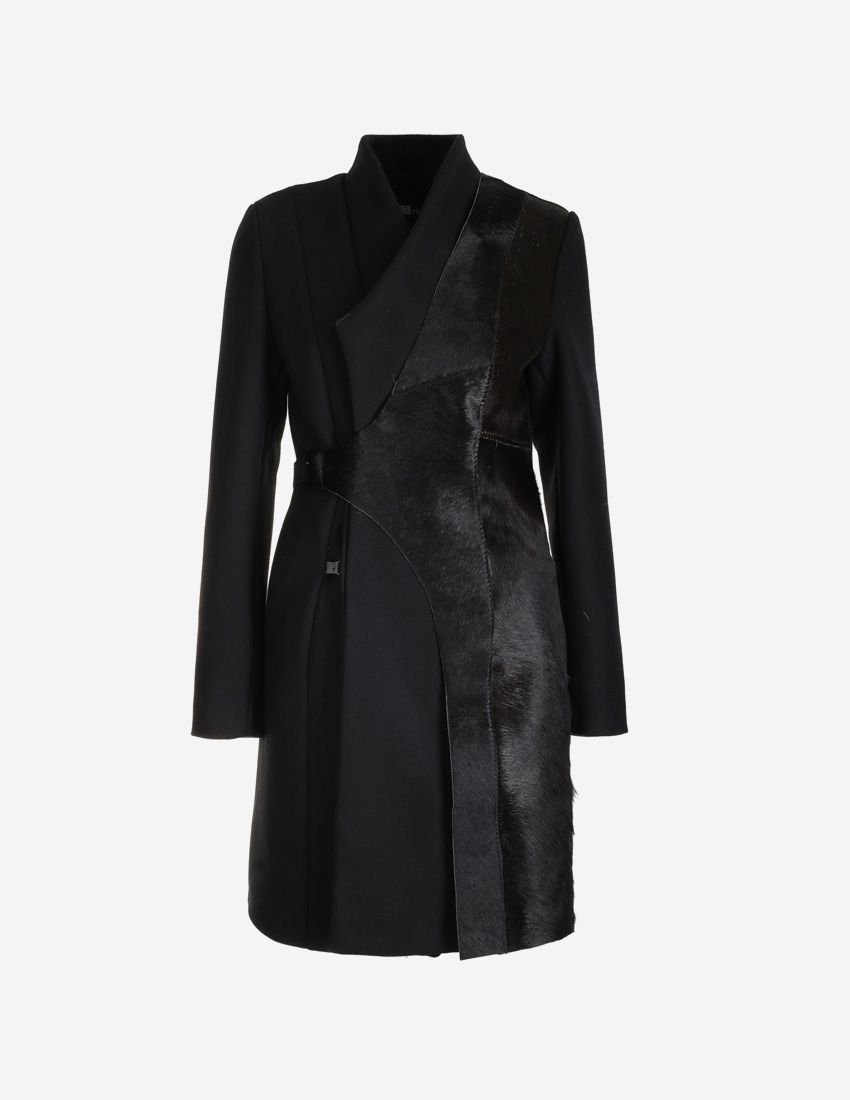 Women&#39;s coat with cow leather
